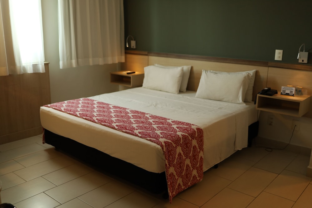 Deluxe Double Room, 1 Queen Bed - Photo 1