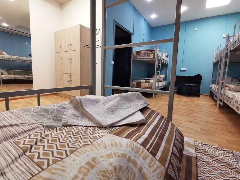 Shared Dormitory, Men Only (8 People) photo 3