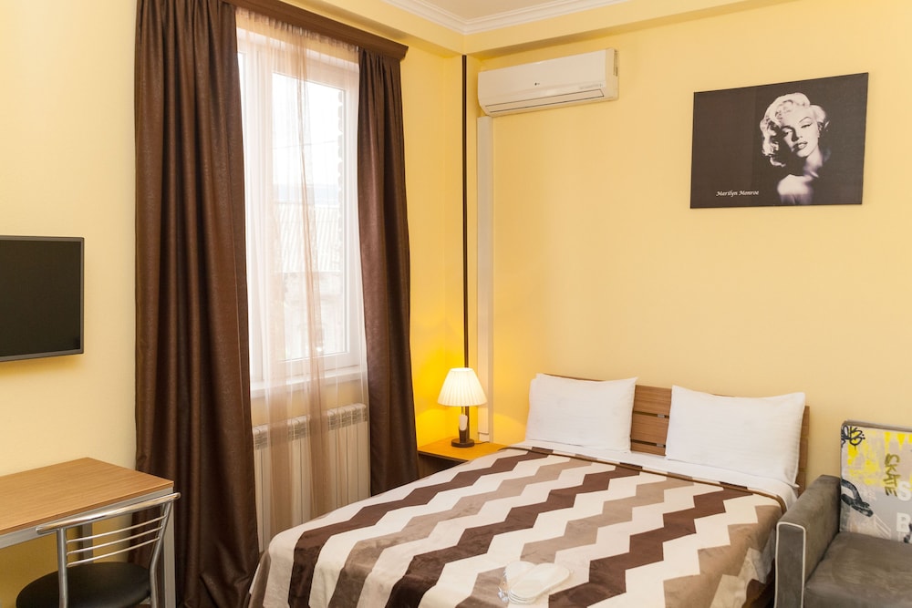 Comfort Triple Room, Balcony