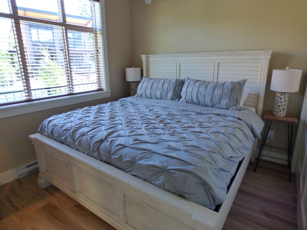Luxury House, 3 Bedrooms, Ocean View photo 3