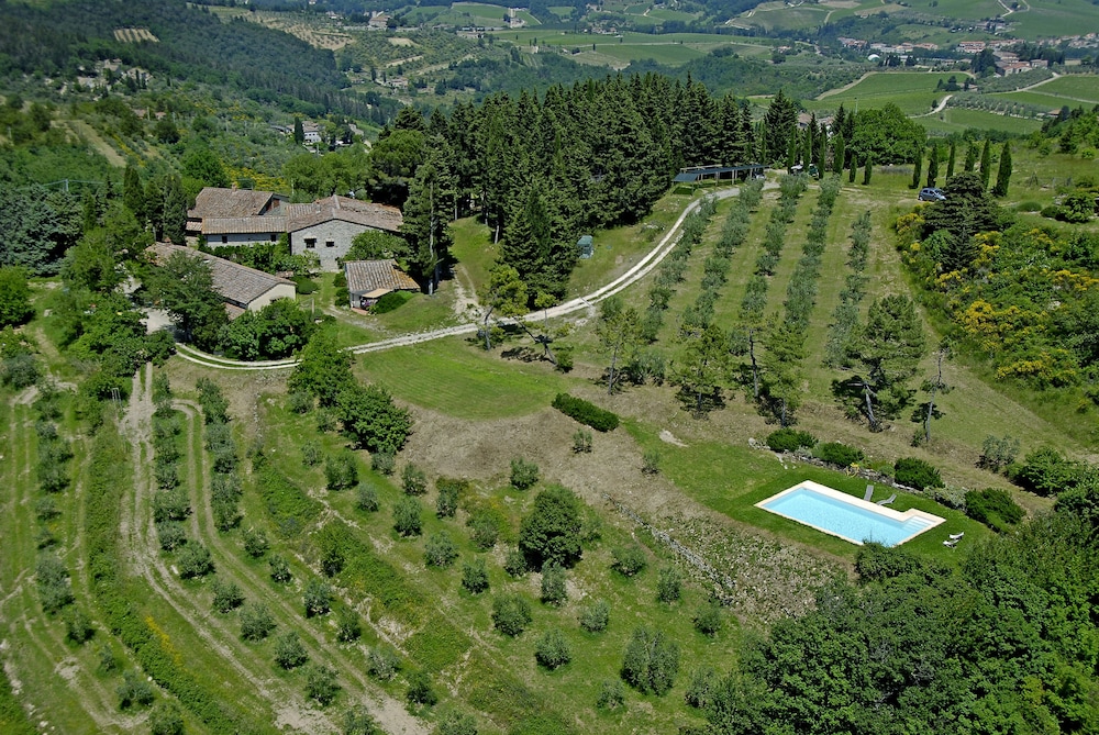 Apartment, 3 Bedrooms, Hill View photo 3