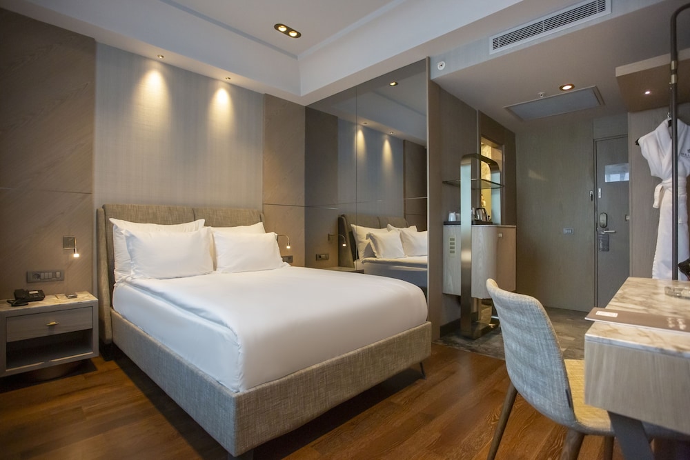 Business Double Room - Photo 4