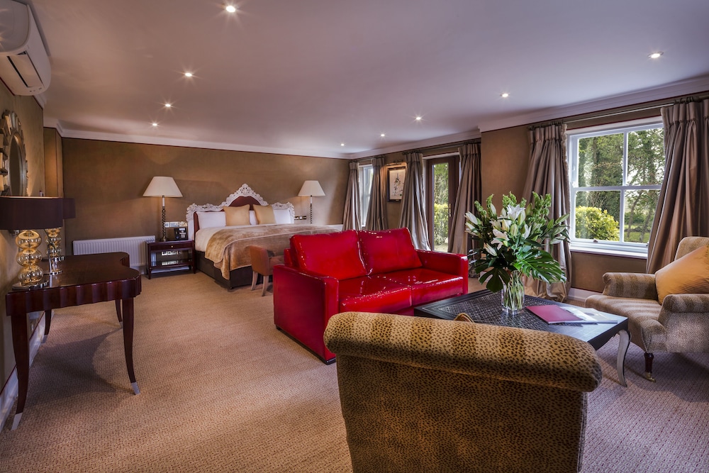 Lake View Suite photo 3