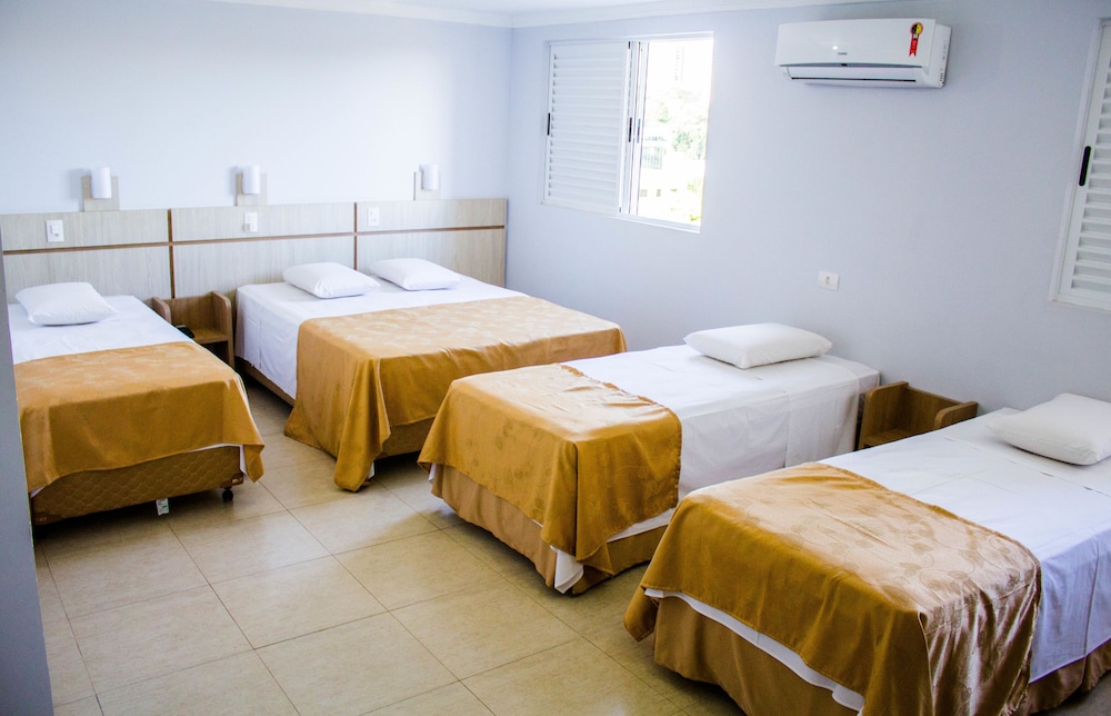 Quintuple Room - Photo 6