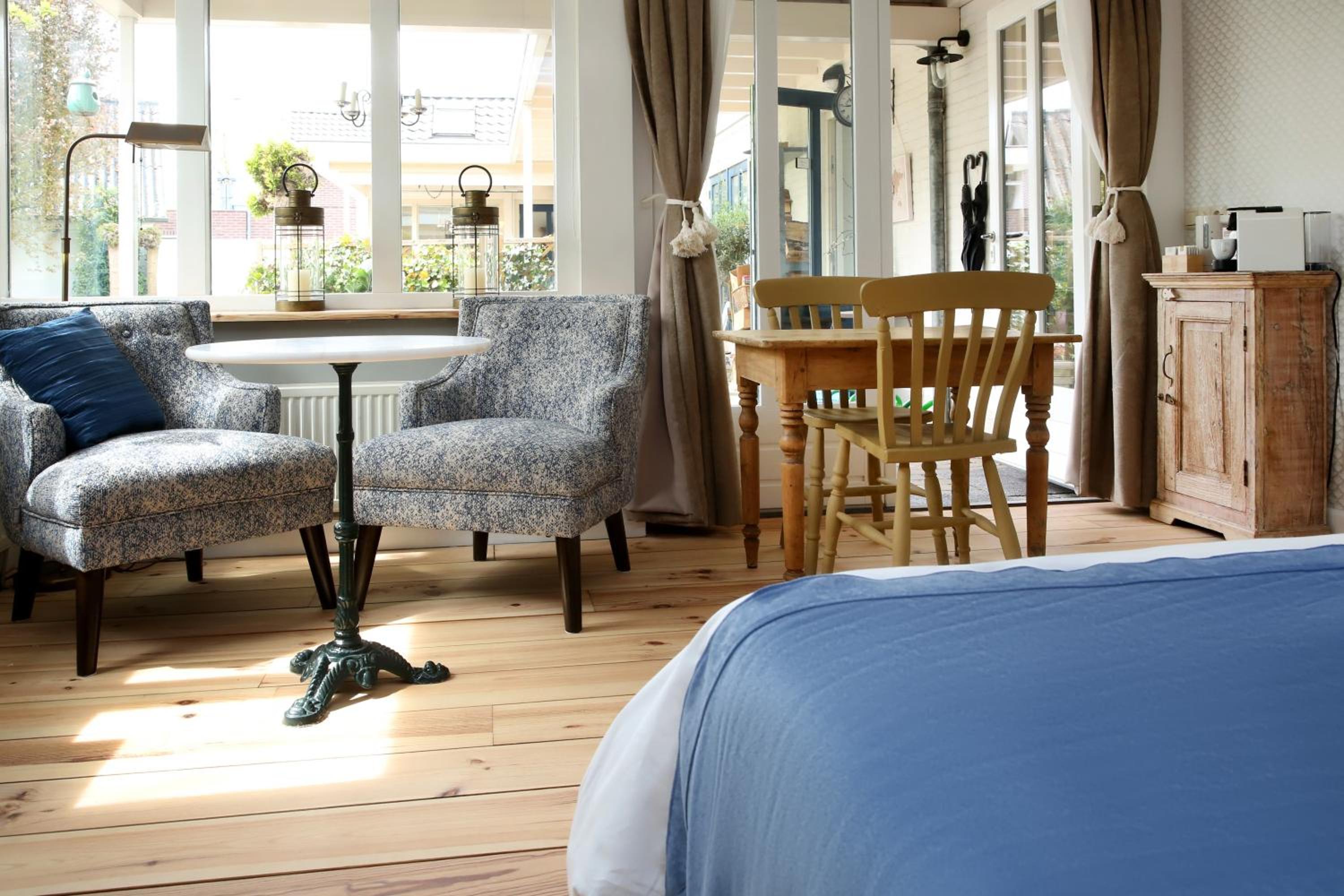 Double or Twin Room with Terrace photo 2