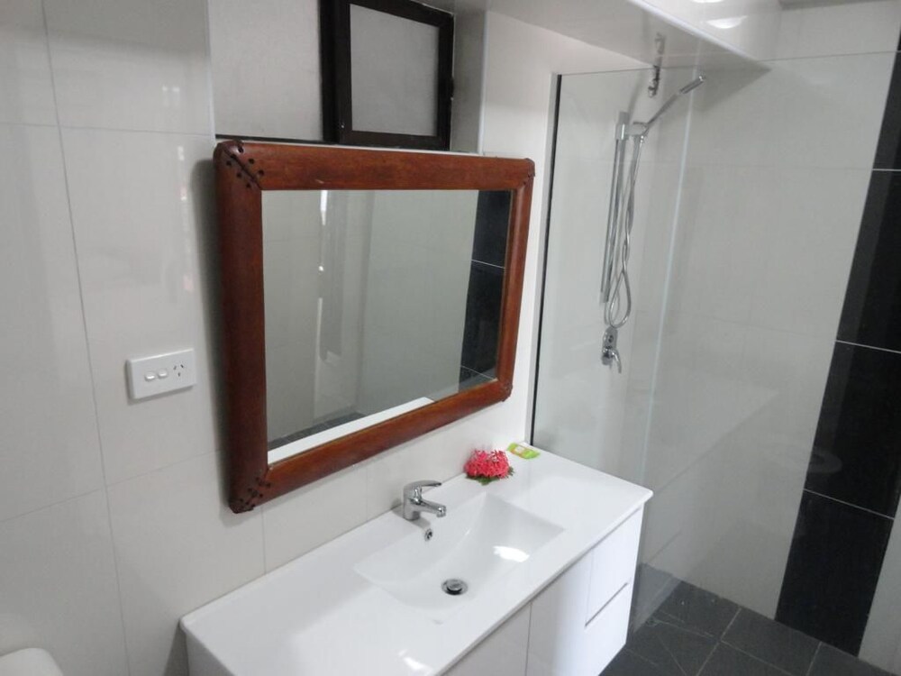 Deluxe Twin Room (Pool View) photo 3