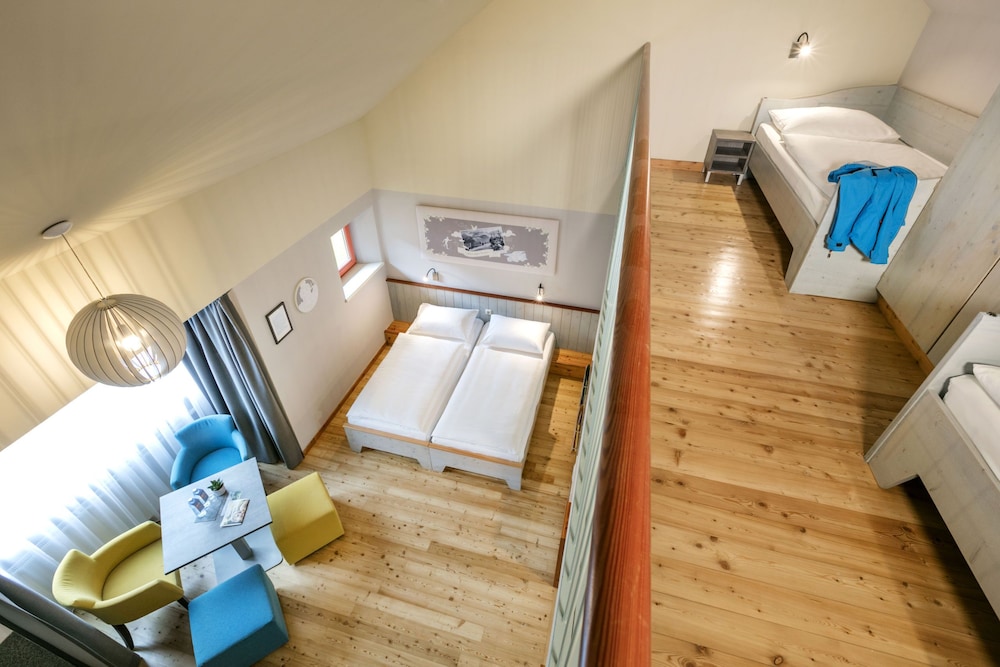 Comfort Quadruple Room