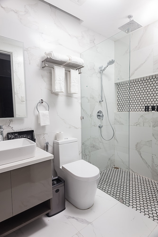 Premier Room, 2 Single beds - Photo 4