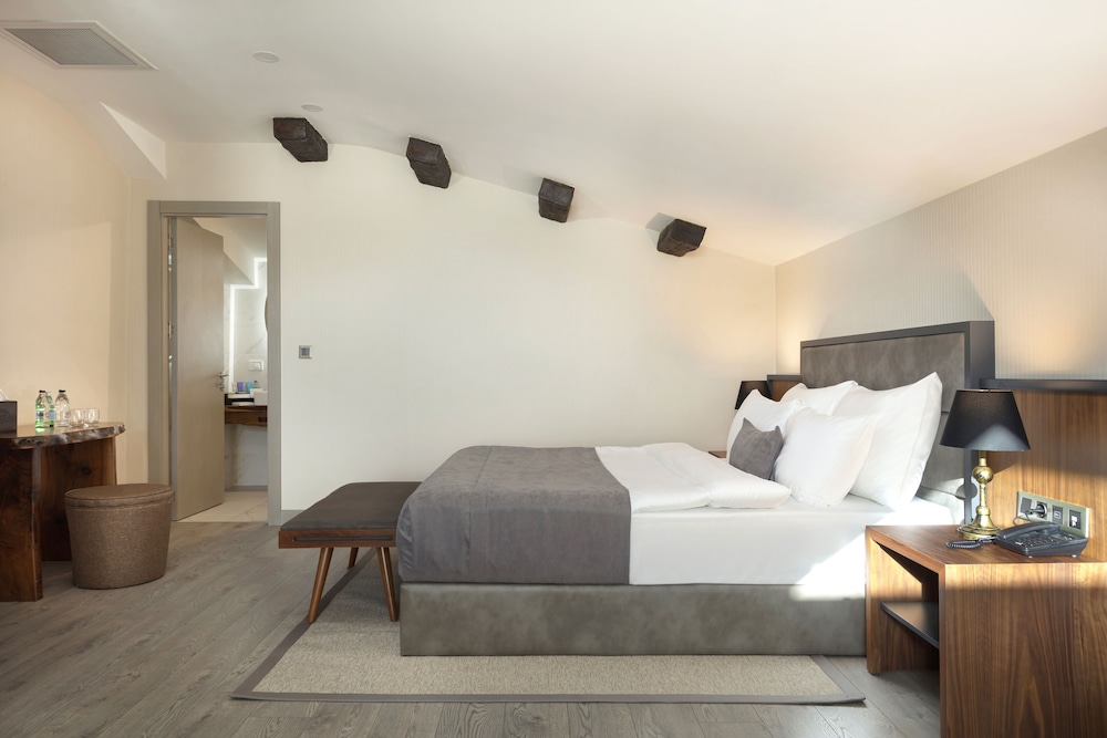 Deluxe Suite, Terrace photo 3