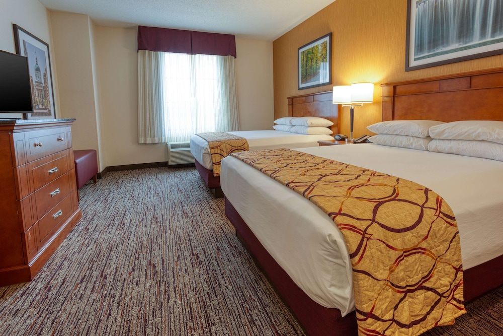 Suite, 2 Queen Beds, Accessible, Refrigerator & Microwave (Sofabed, 2 Rooms, Roll in Shower)