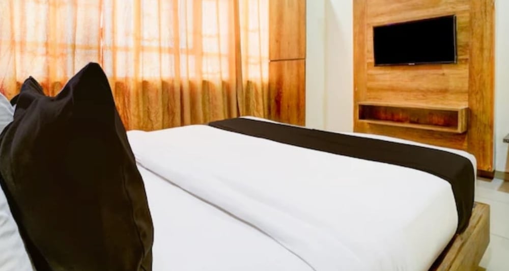 Deluxe Double Room, City View