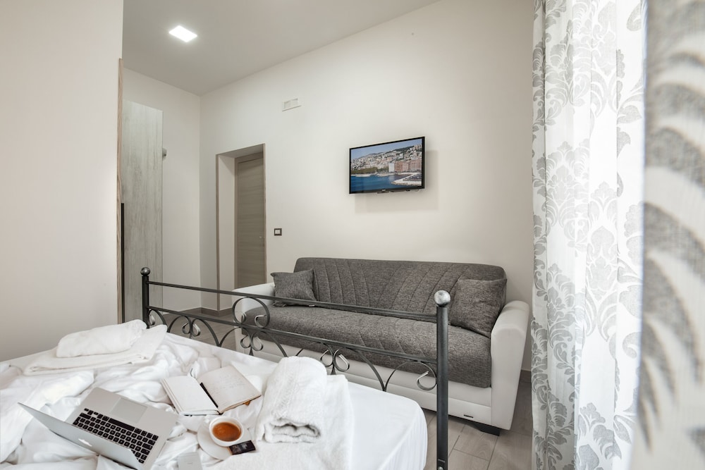 Standard Triple Room photo 3