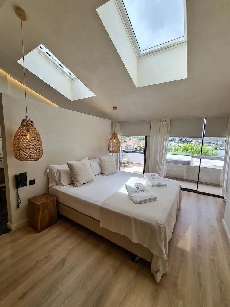 Premium Double Room photo 3