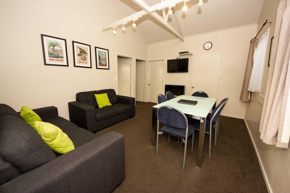 Family Cottage, 2 Bedrooms - Photo 5