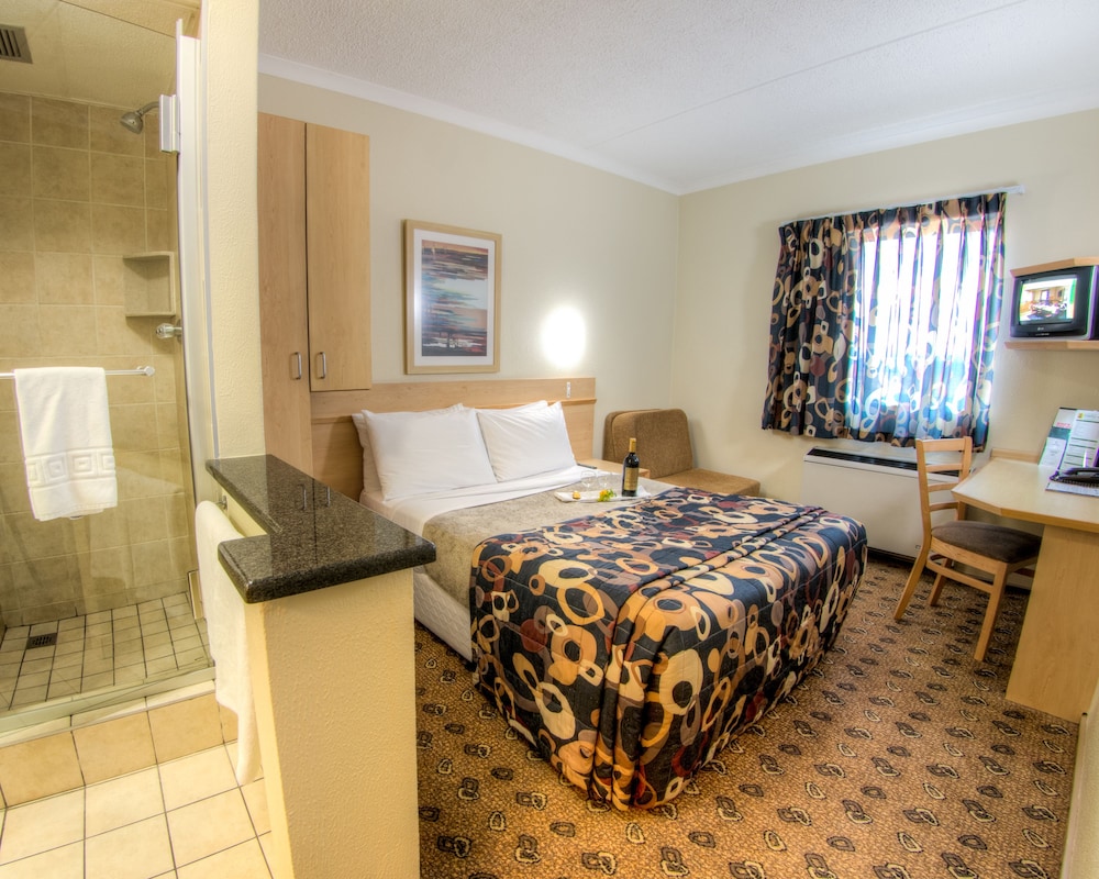 Economy Twin Room, Non Smoking