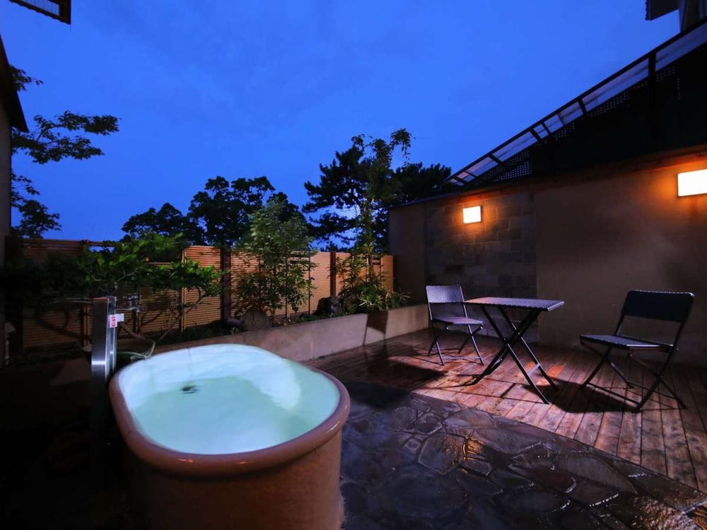Rooms with open-air bath, Non smoking photo 3