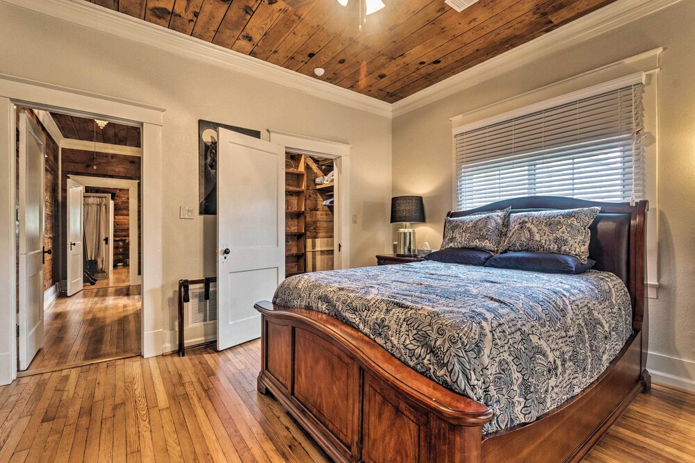 House (2 Bedrooms) photo 1
