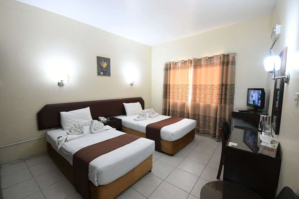 Standard Double Or Twin Room photo 3