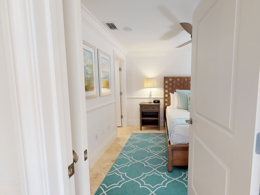 Townhome, Pool View photo 2