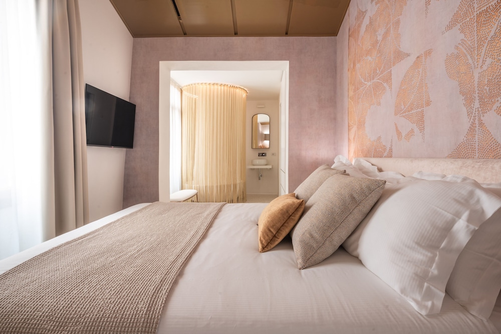 Deluxe Room (Mimosa)