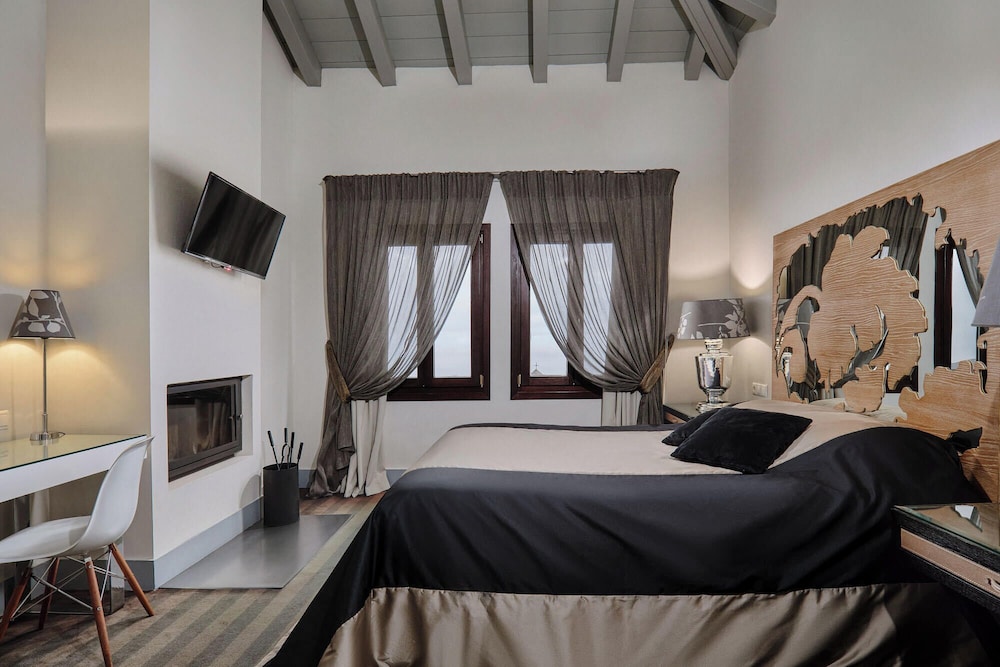 Junior Suite - Photo 1