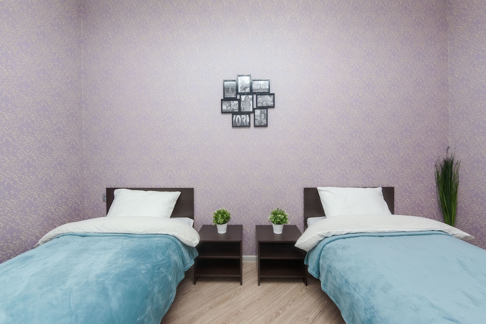 Twin Room (2)
