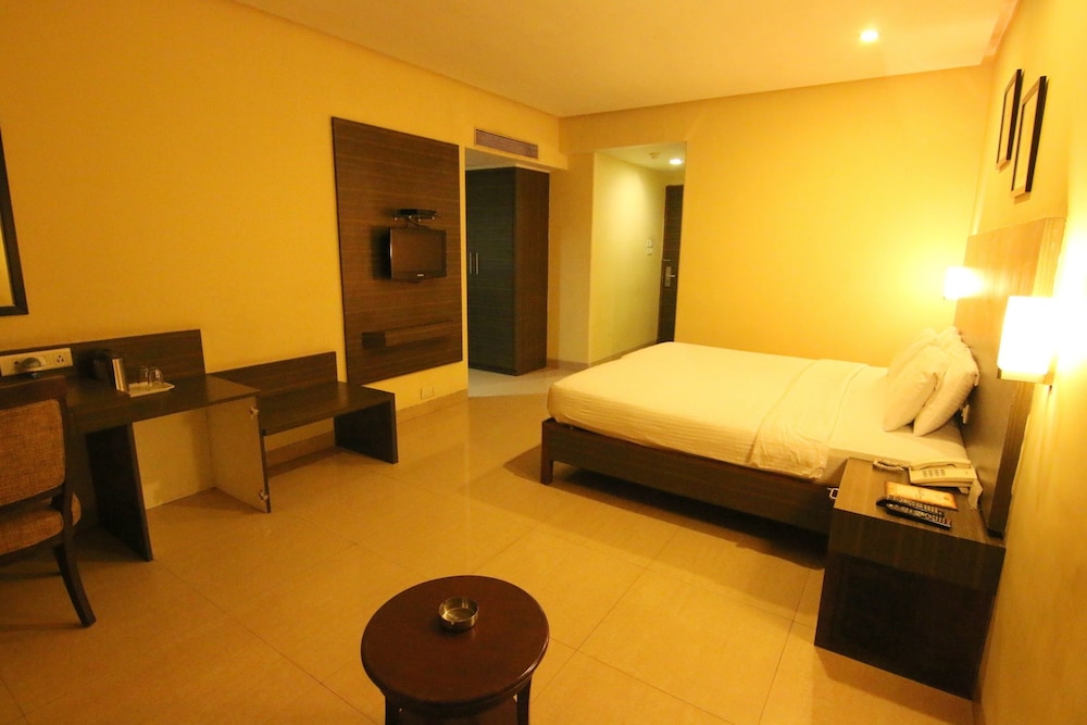 Deluxe Room - Photo 3