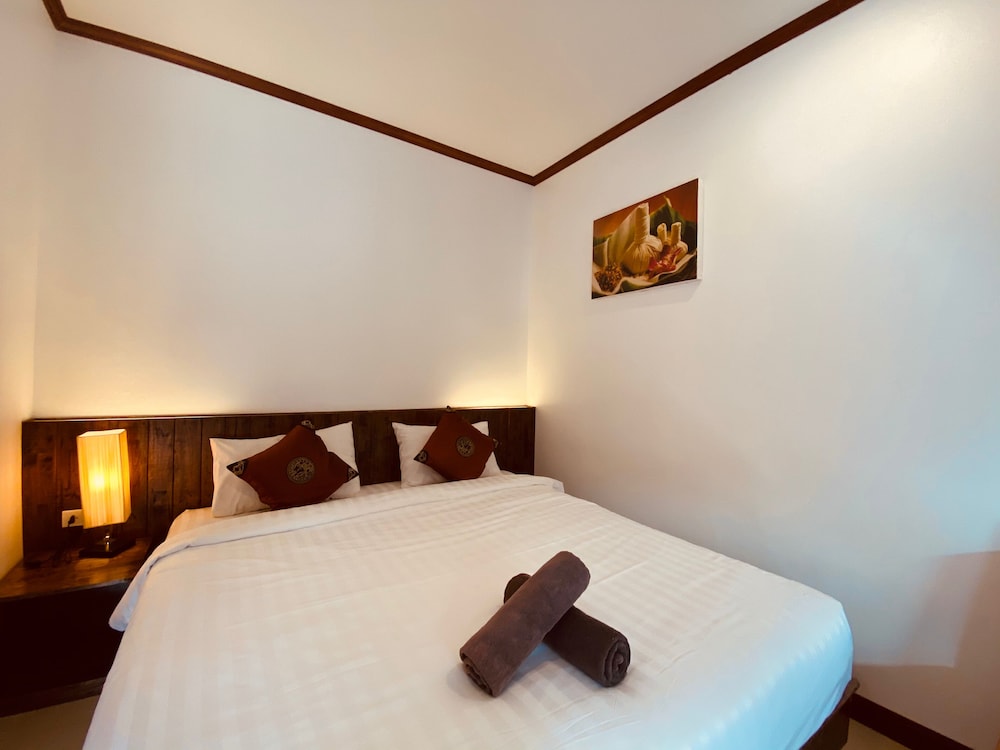 Standard Double Room, Pool View - Photo 1
