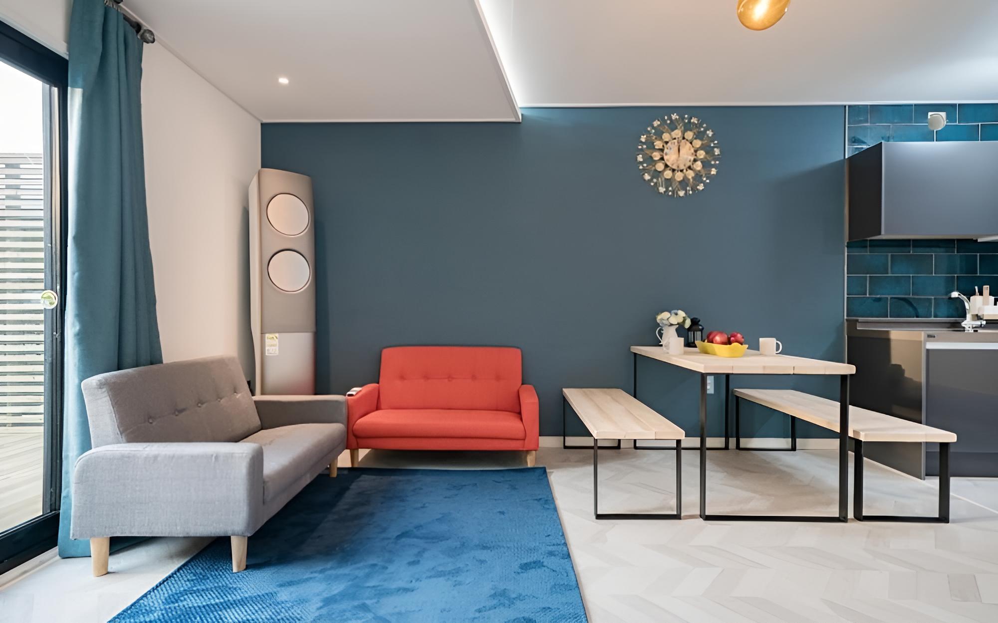 Room (A-6 (individual terrace dog park indi)