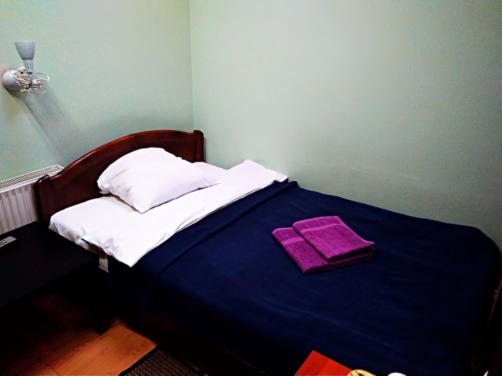 Basic Double Room Single Use photo 3