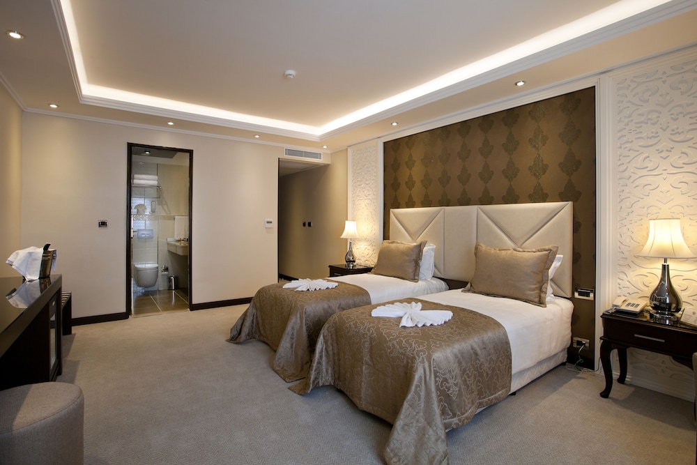 Economic Room Without Balconies