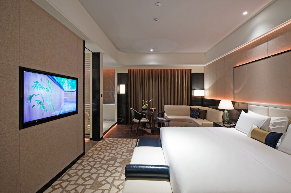 Visualisation suite, 1 King Bed photo 3