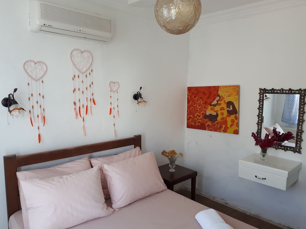 Suite photo 1