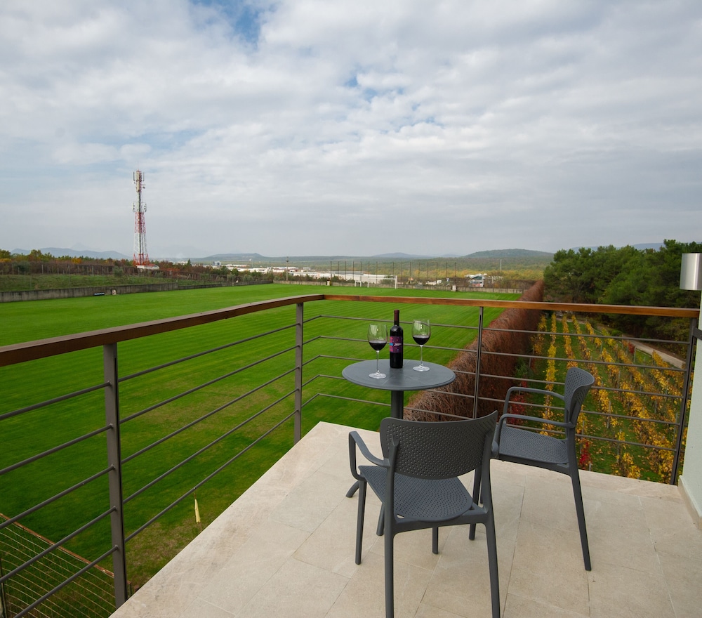 Premium Triple Room, Balcony, Resort View photo 2