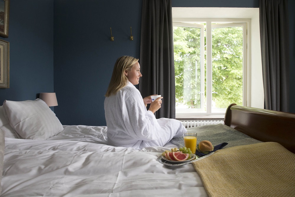Royal Suite photo 2