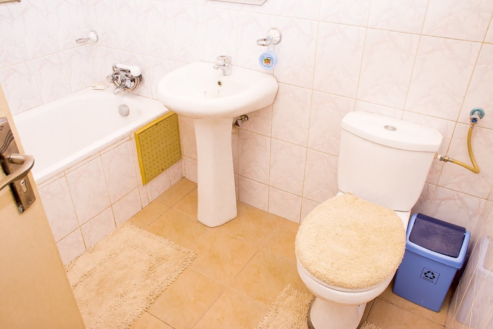 City Single Room, 2 Double Beds, Non Smoking photo 3