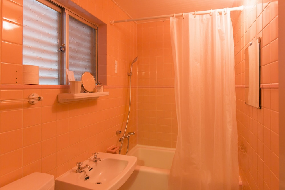 Classic Room, 1 Double Bed, Non Smoking, Refrigerator photo 3