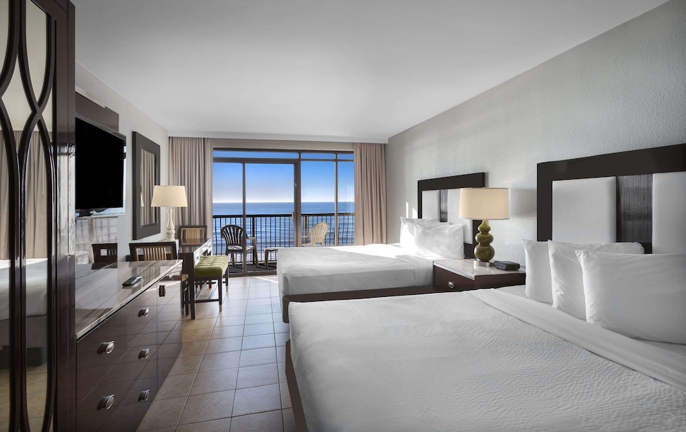 Oceanfront Efficiency photo 1