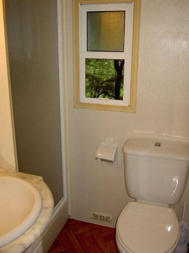 Bungalow, 2 Bedrooms photo 2