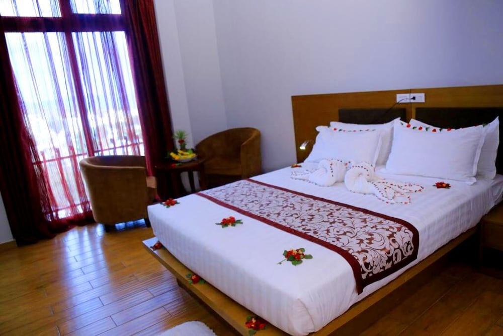 Standard Double Room, Non Smoking - Photo 1