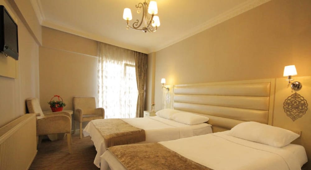 Standard Triple Room photo 3