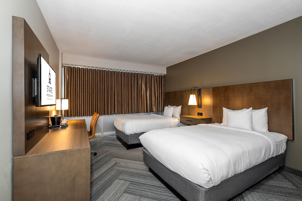 Room, 2 Double Beds, Non Smoking - Photo 2