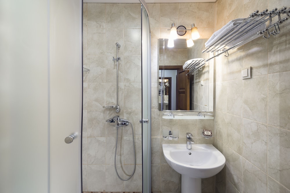 Standard Twin Room (4 floor) photo 3