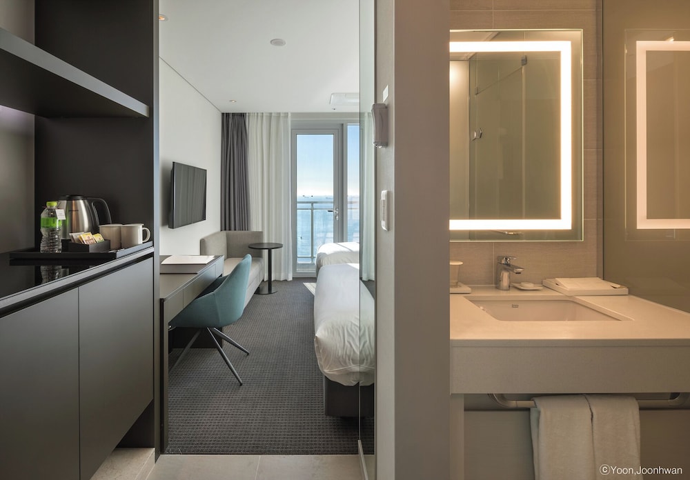 Deluxe Family, Ocean View Terrace - Photo 3