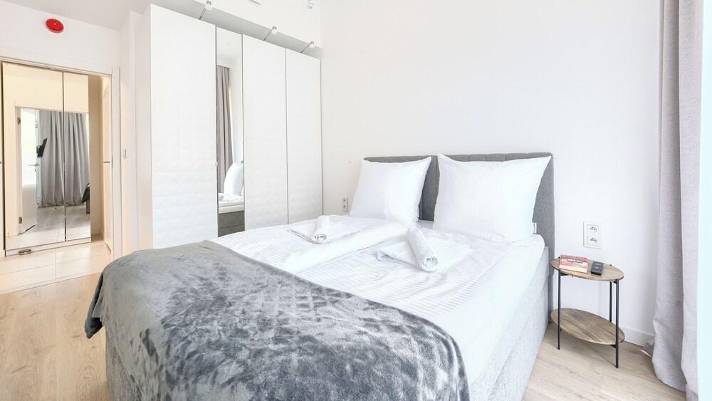 Apartment (117L/B9) photo 2