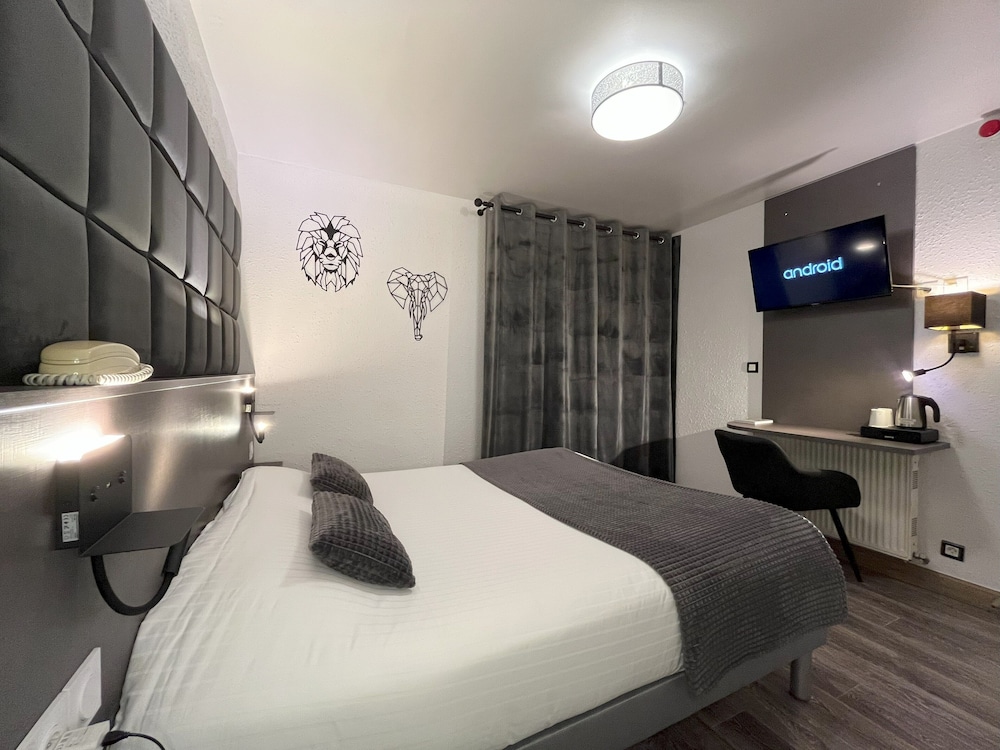 Double Room - Photo 3