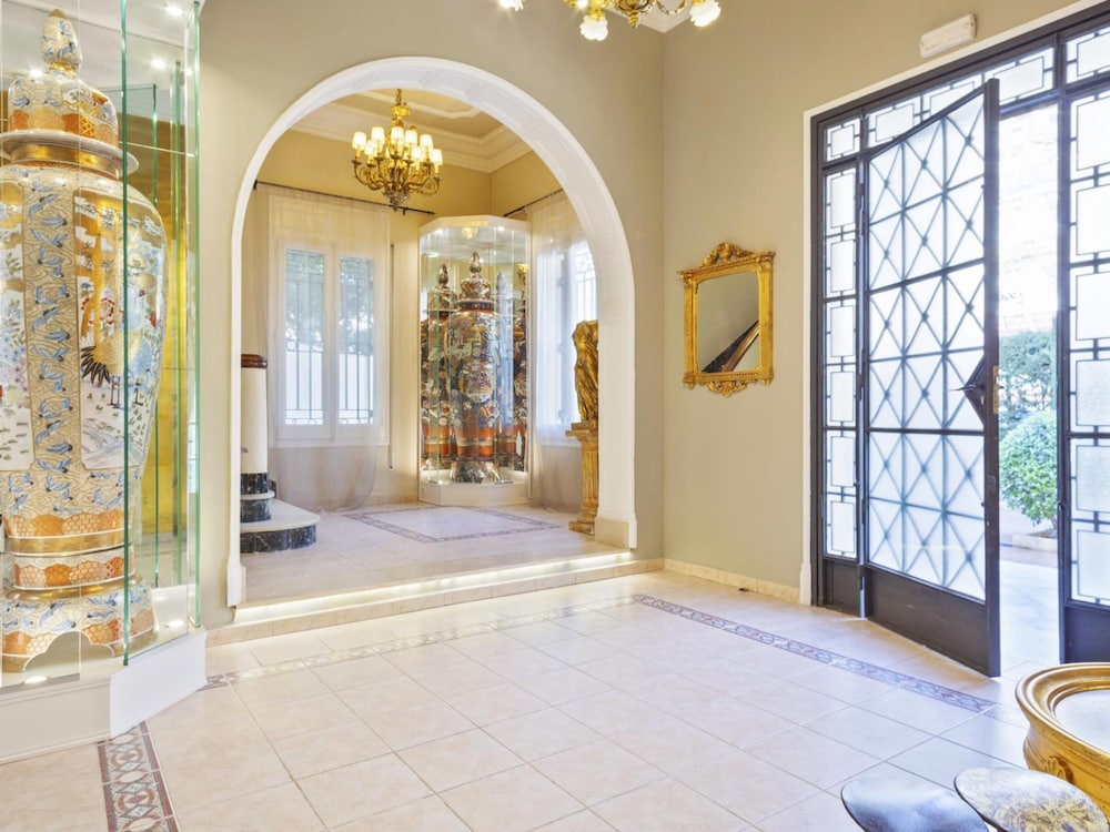 Villa photo 3