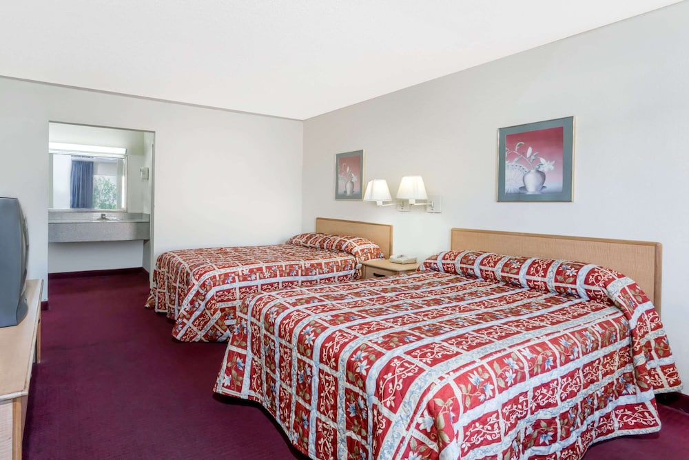 Room, 2 Double Beds, Smoking