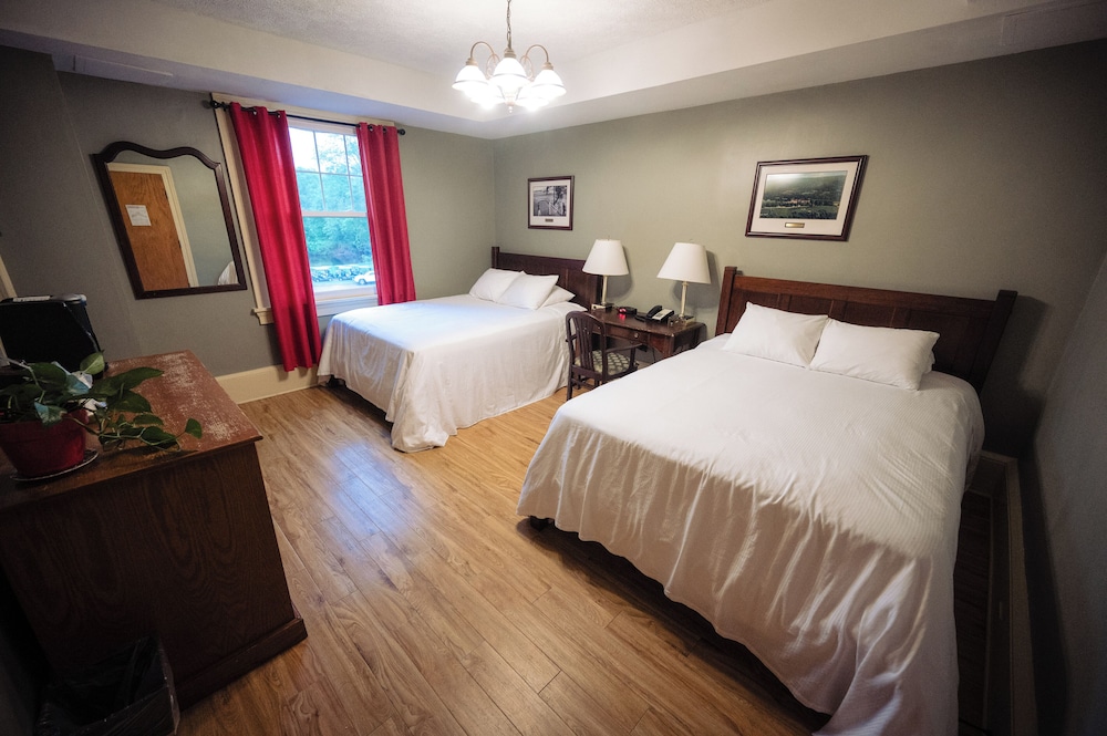 Deluxe Room, 2 Queen Beds, River View - Photo 1