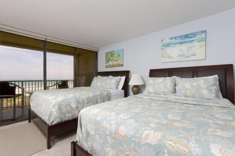 Condo, 2 Bedrooms, 2 Bathrooms, Beach View (#4) photo 1